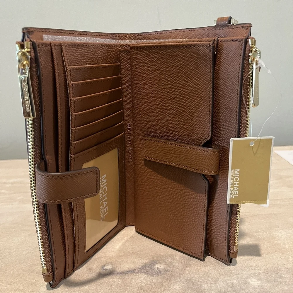 Michael Kors Saffiano Leather Jet Set Double Zip Wristlet New With Tags!
